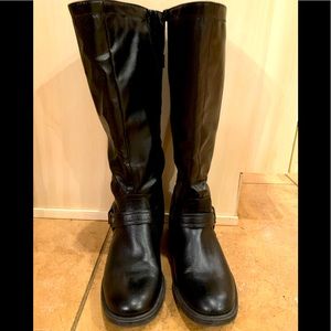 GH Bass and Company women’s Luciana black boots size 5 midcalf